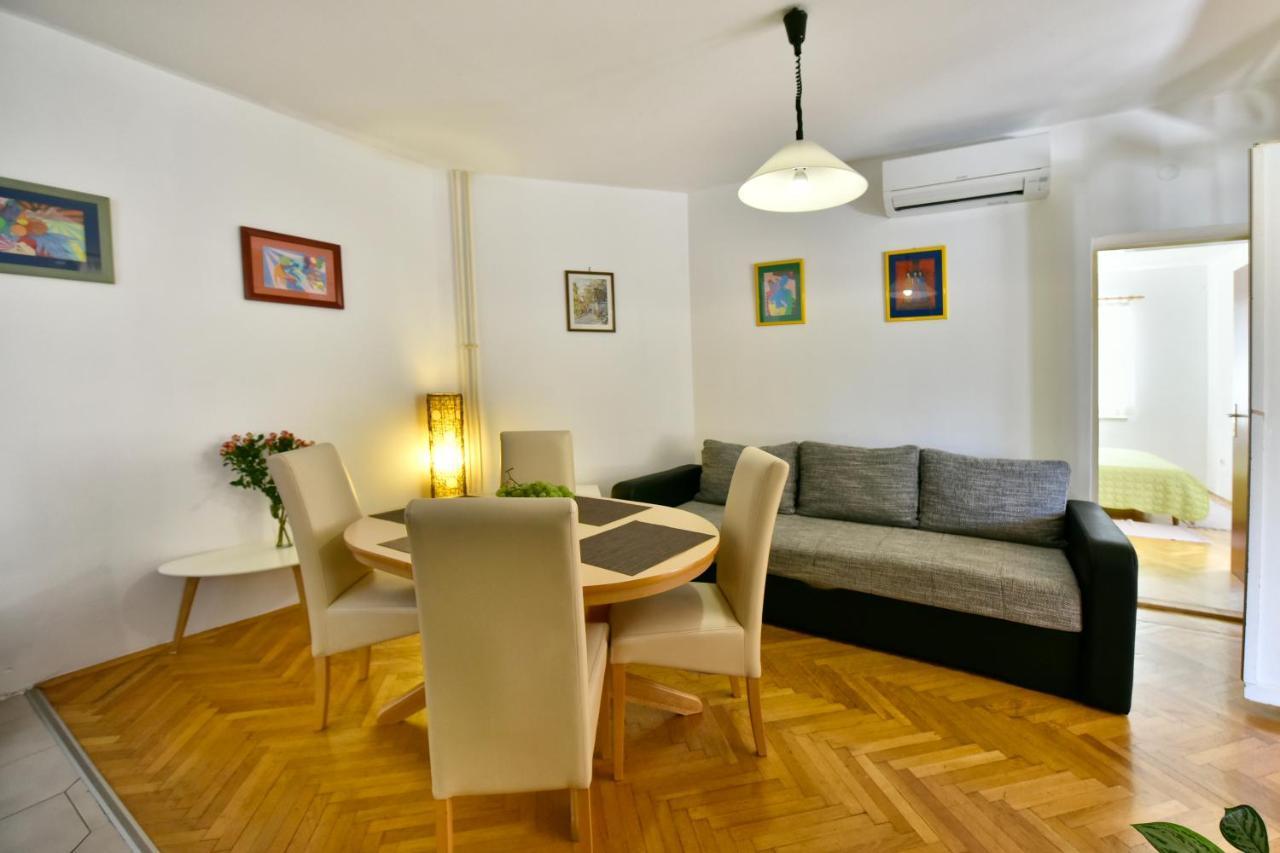 Apartment Nikola Porec Exterior photo