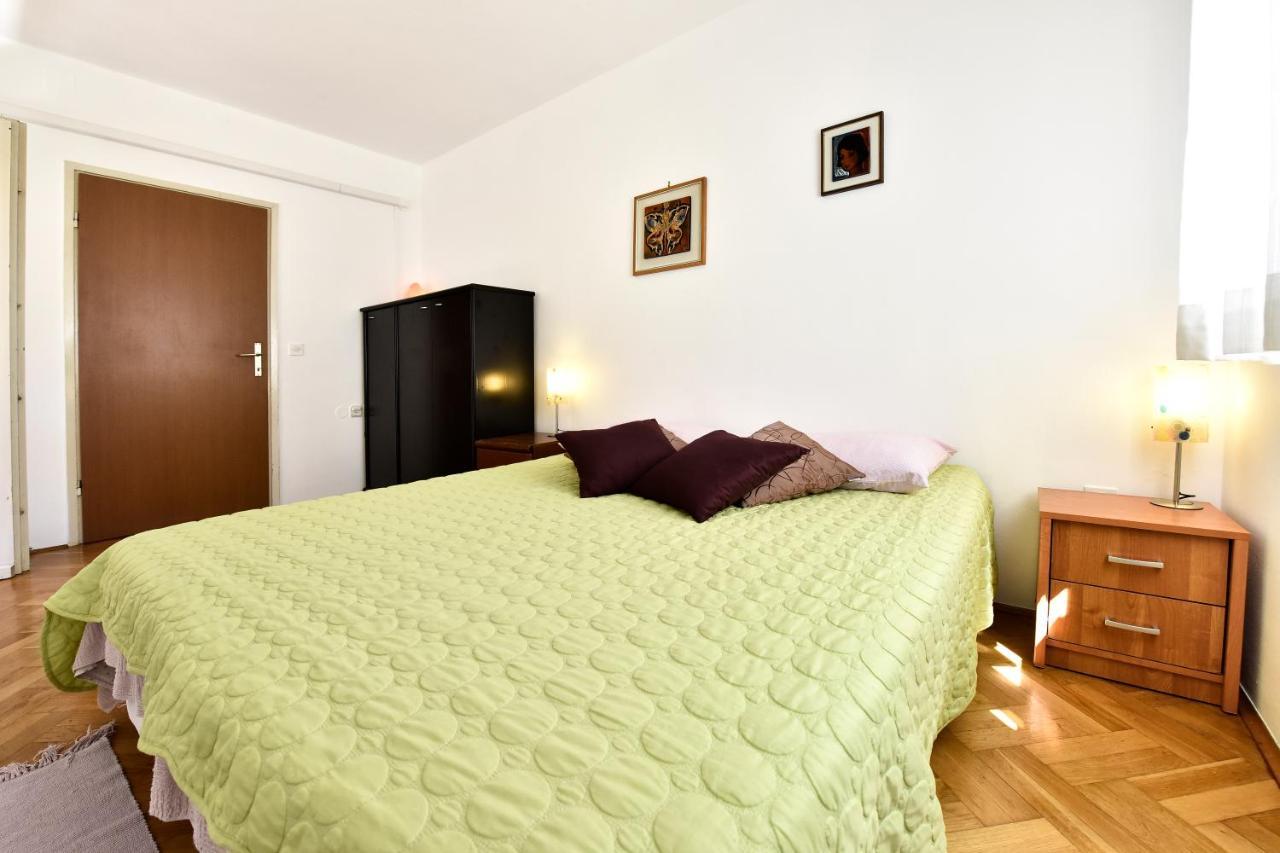 Apartment Nikola Porec Exterior photo