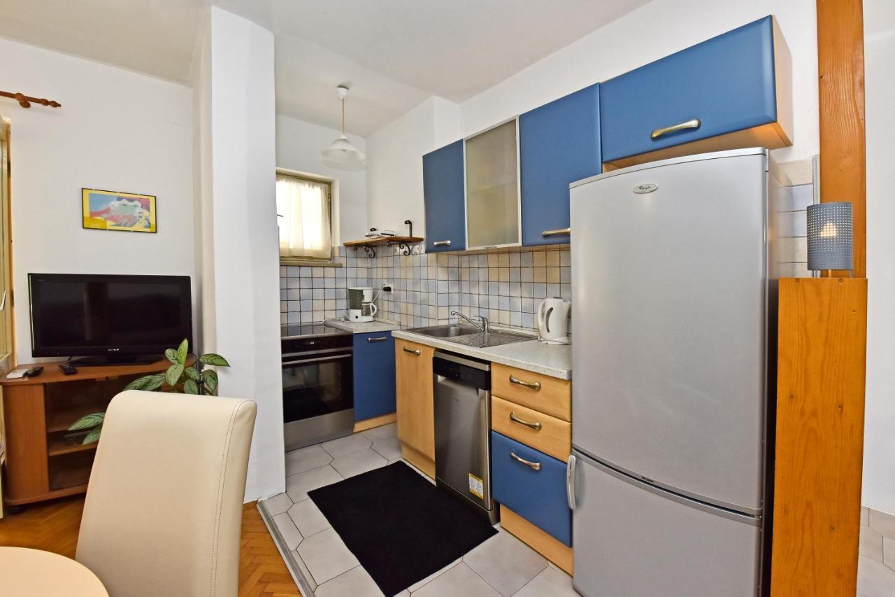 Apartment Nikola Porec Exterior photo
